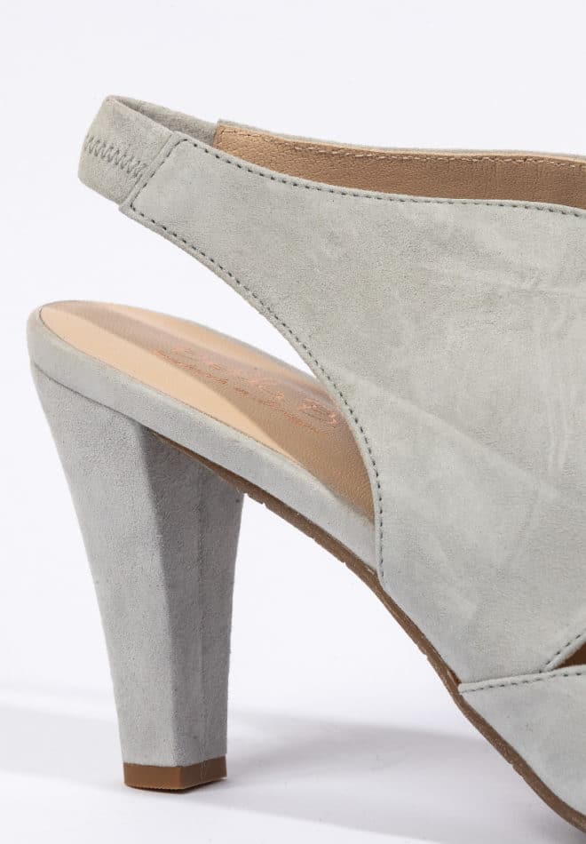 Grauer High-Heel von Bella B.