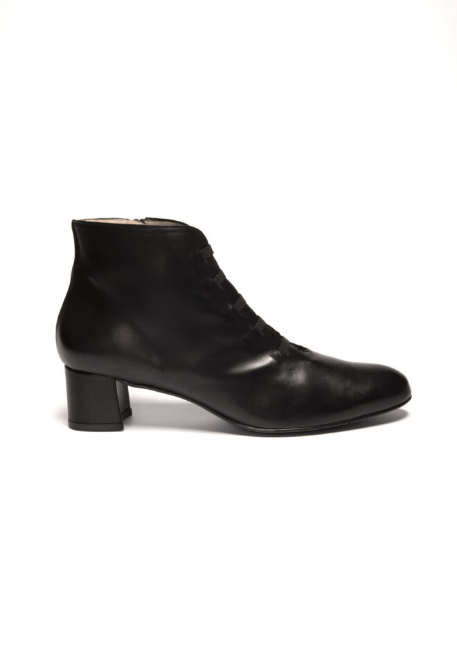 Stiefelette Milija Milano Grösse 43, 44, 45 Schwarze Schuhe