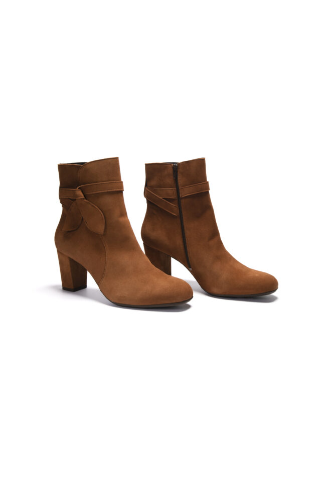 Braune Stiefelete Bella B bis 45